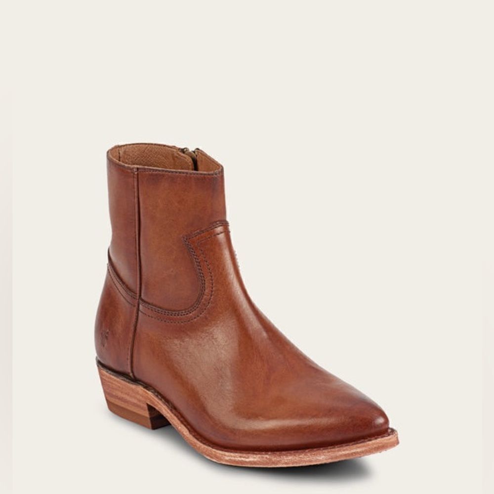 FRYE WOMEN
BILLY INSIDE ZIP BOOTS